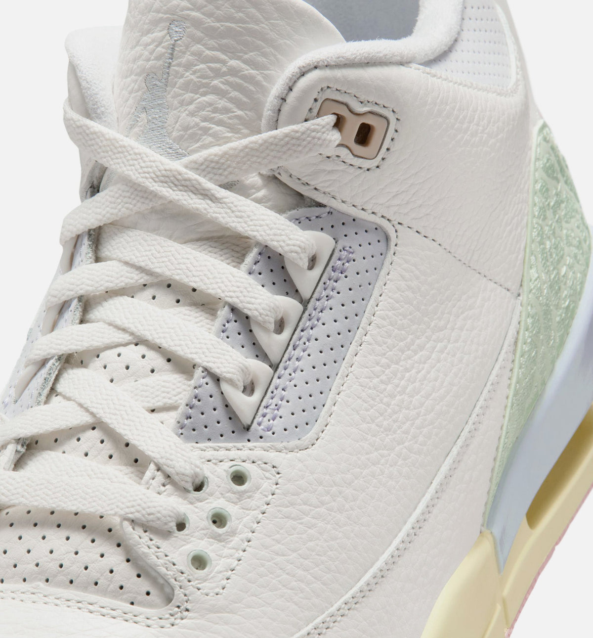 Air Jordan 3 Retro Sail & Jade Aura – Men's Lifestyle Shoe | Sail/Jade Aura/Aura/Iced Carmine