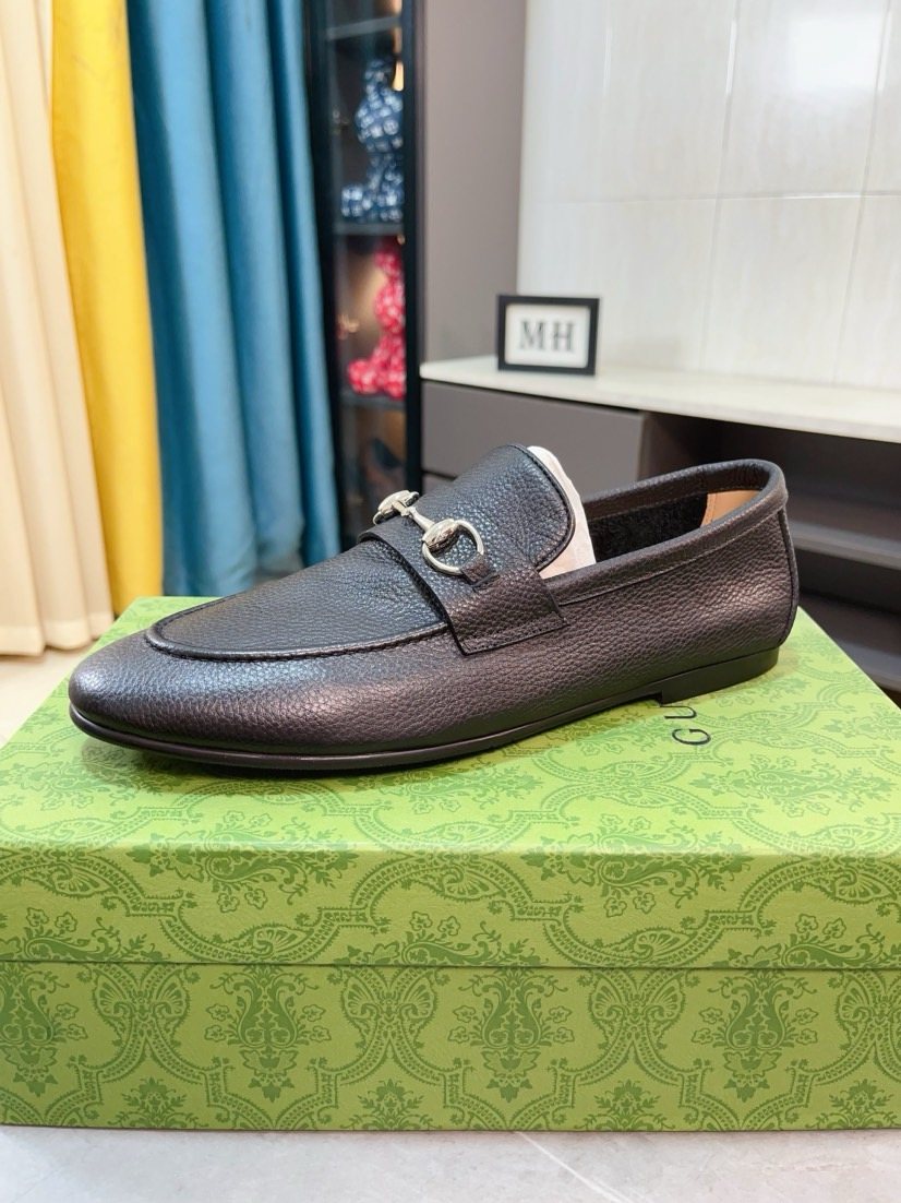 GUCCI Dark Brown Horsebit Loafers