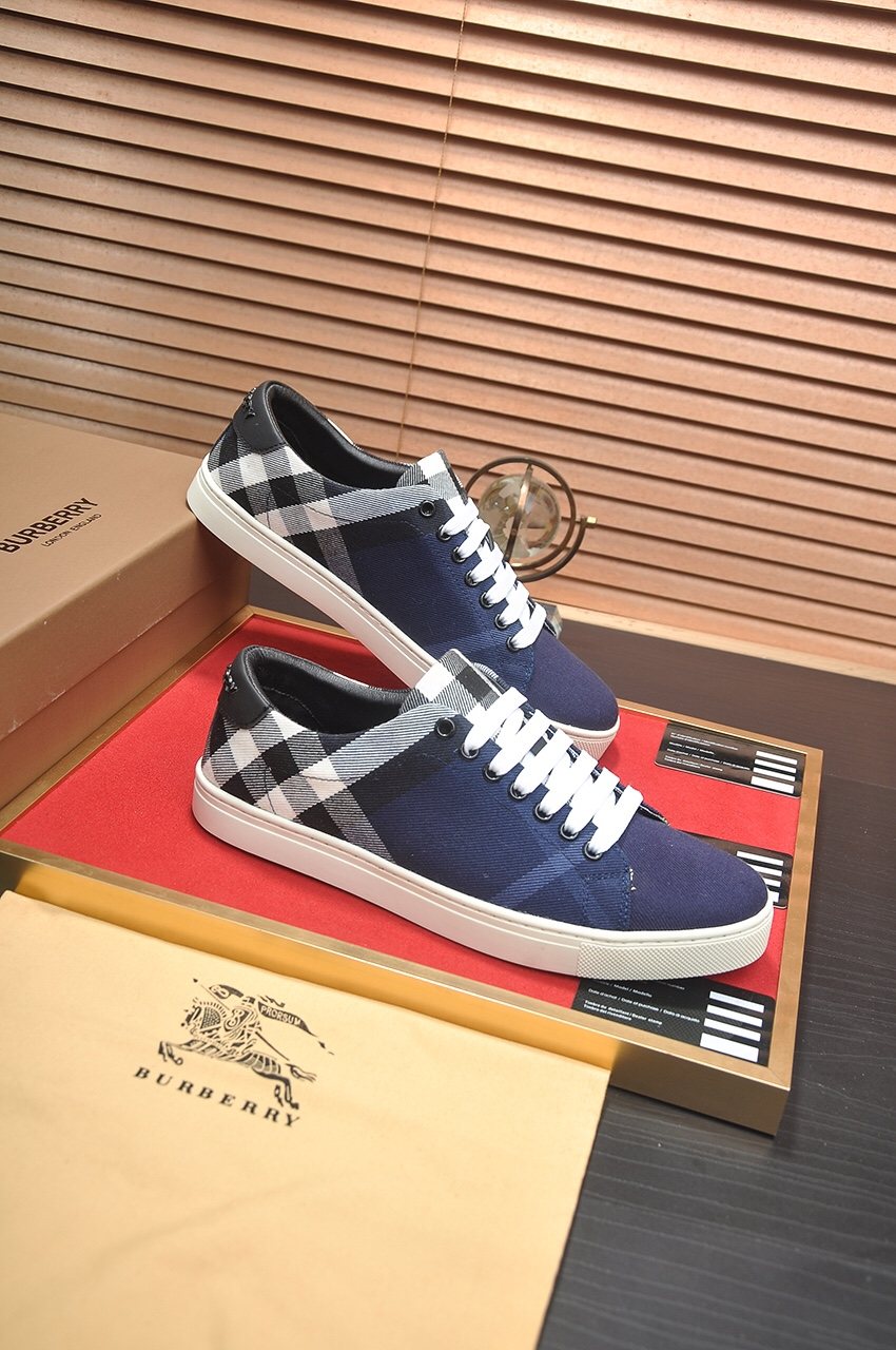 Burberry Navy Check Low-Top Sneakers - White Laces And Rubber Sole