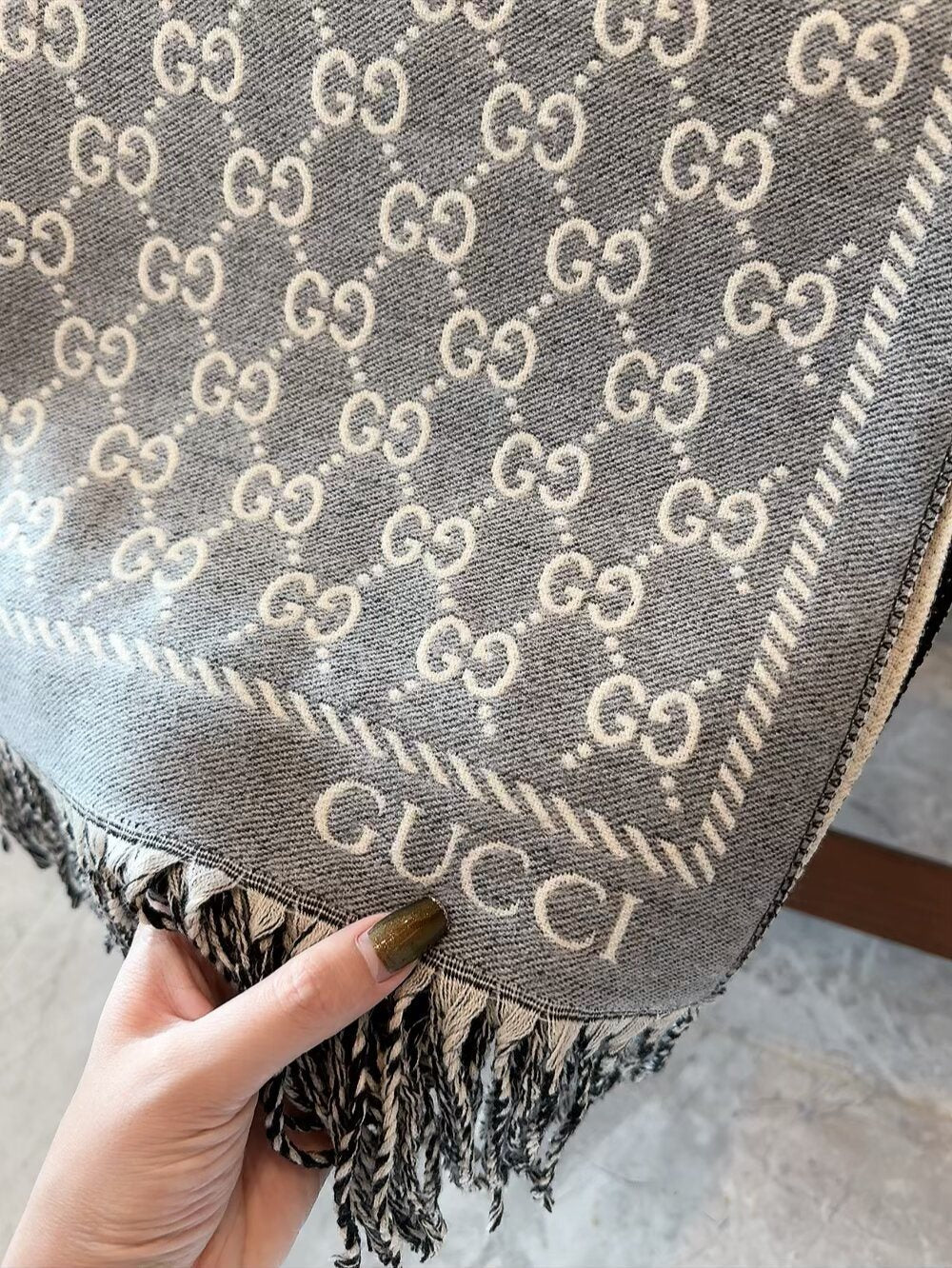 Gucci Brown Beige Jacquard Fringe Scarf