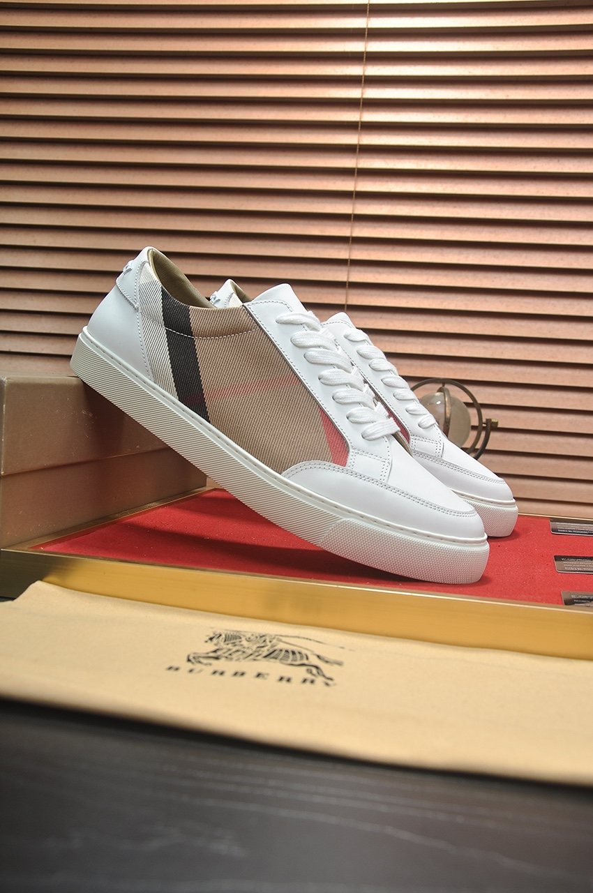 Burberry Plaid Panel Low-Top Sneakers
