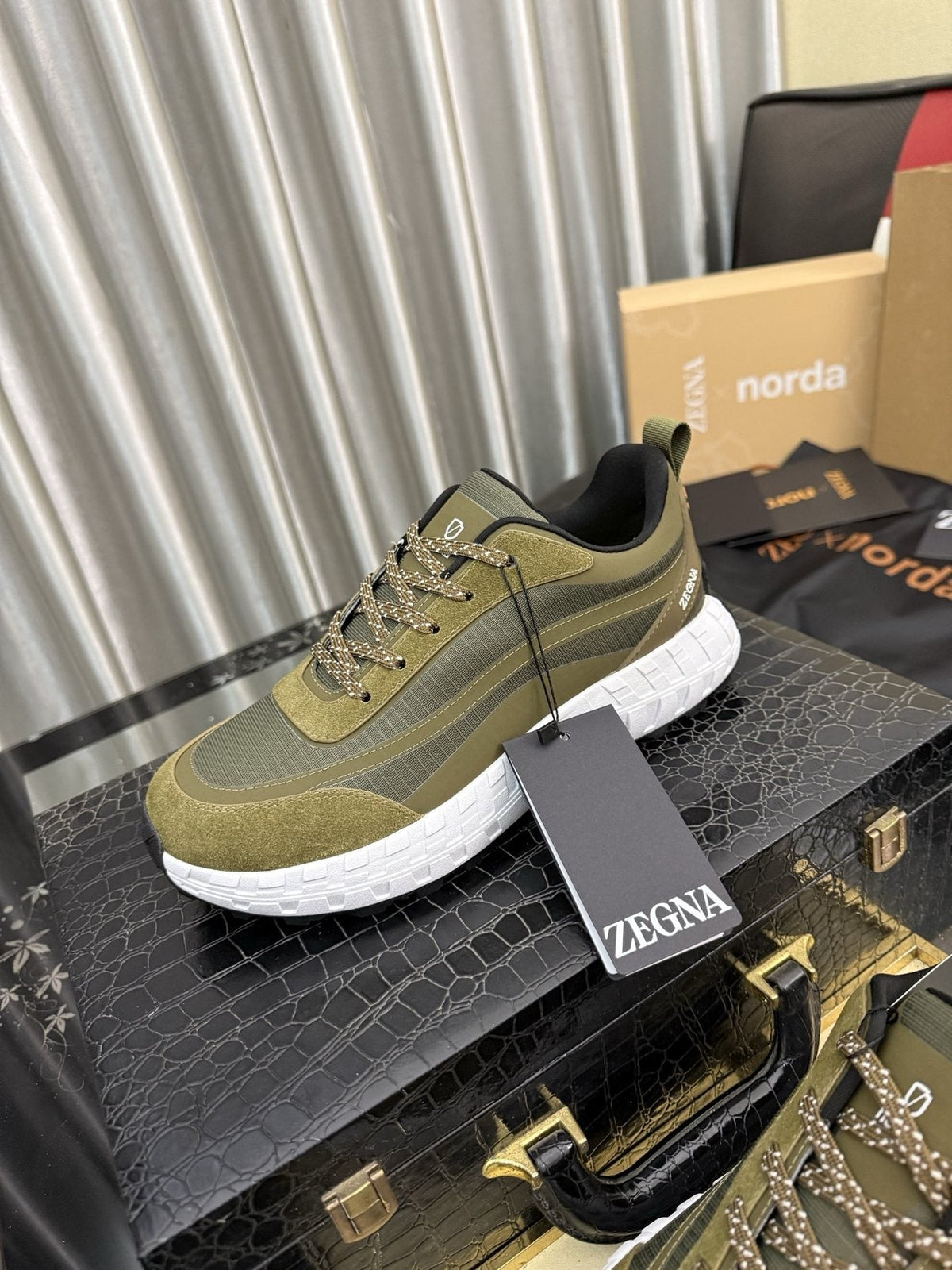 ZEGNA 001 Low-Top Running Shoes